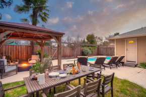 Glen by AvantStay Sleek & Charming Home in Wine Country w Pool & Hot Tub